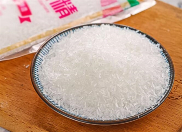 卖蒜蓉调料的炒上了算力半导体！味精大王三连跨界：年内股价大涨120%