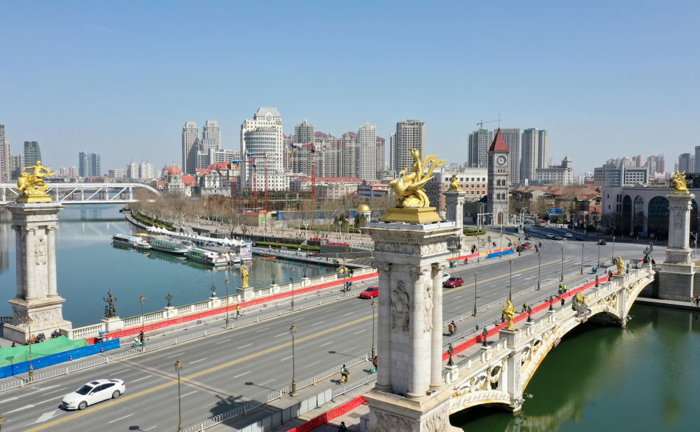 镜头连中外·第43辑|从伦敦到天津:"母亲河"见证城市发展与变迁