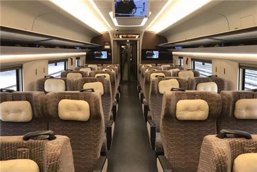 高铁一号车厢是不是都是一等座?