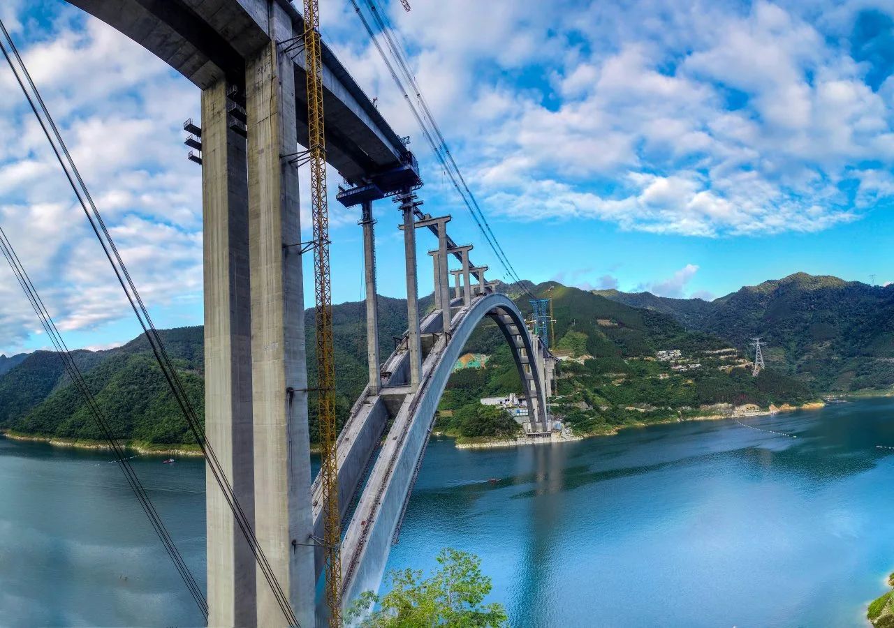 天峨红水河大桥图片