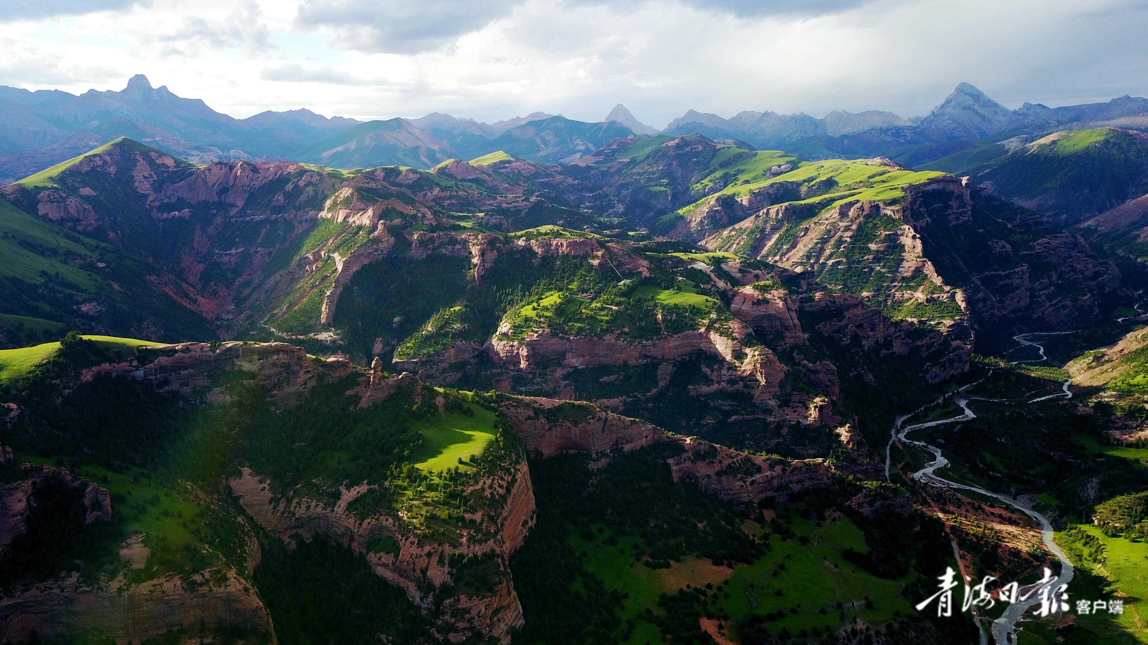 青海:大山大水大保护 大美大爱大情怀