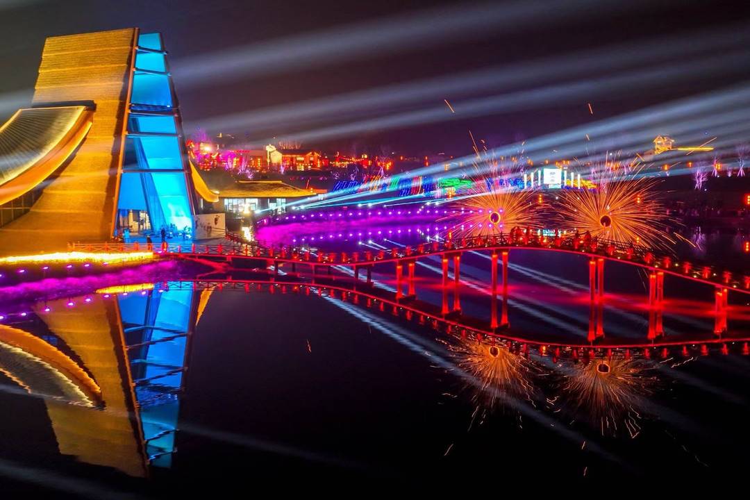 现场图!四川遂宁大英铁花飞舞闹新春|新春走基层