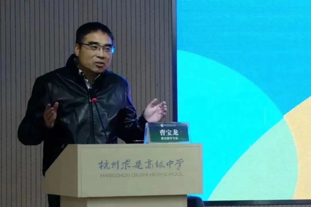 杭州求是高中录取的学生,中考成绩大多在第一批分数线左右,近三年来