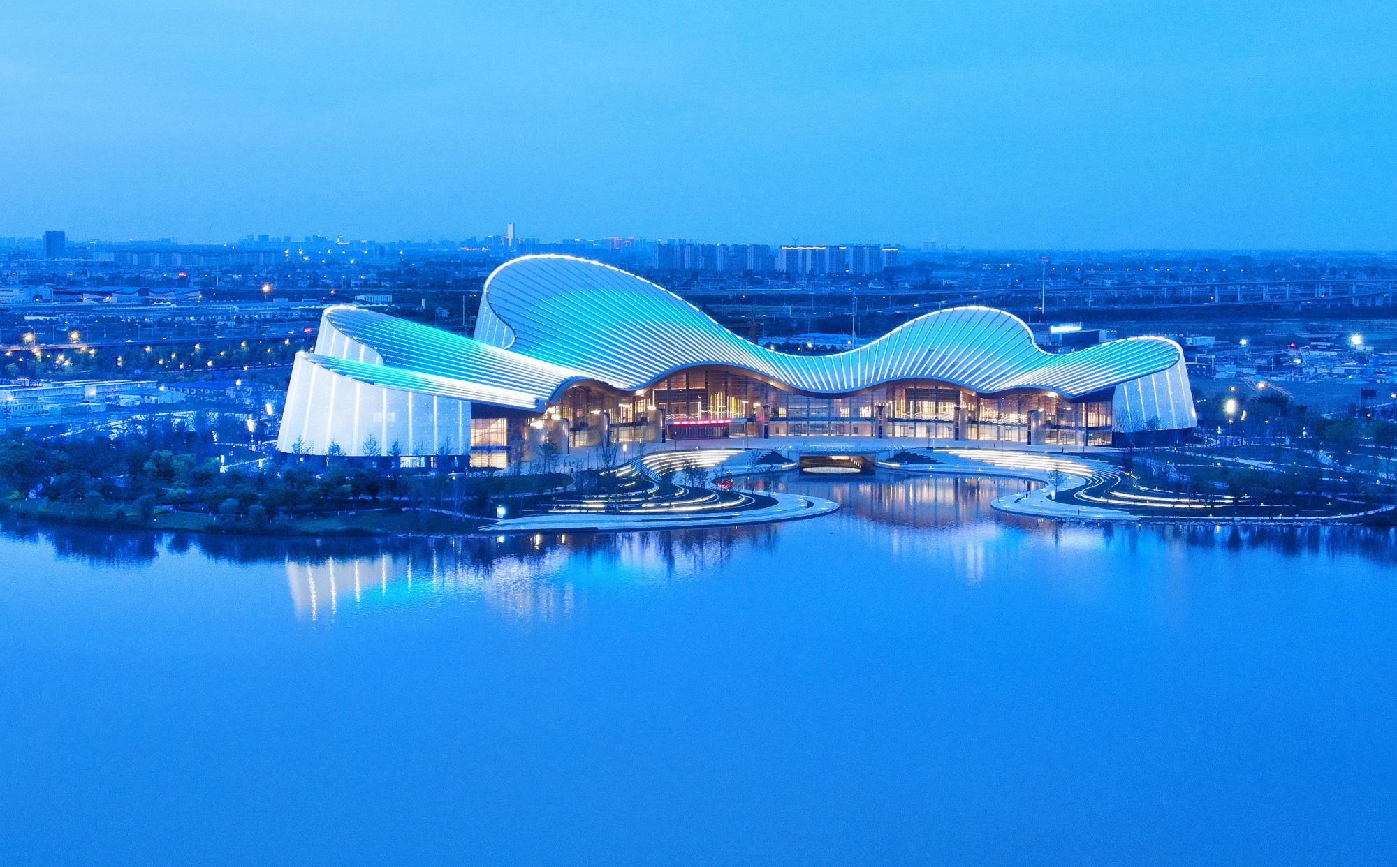 江苏南通大剧院将迎试运营演出