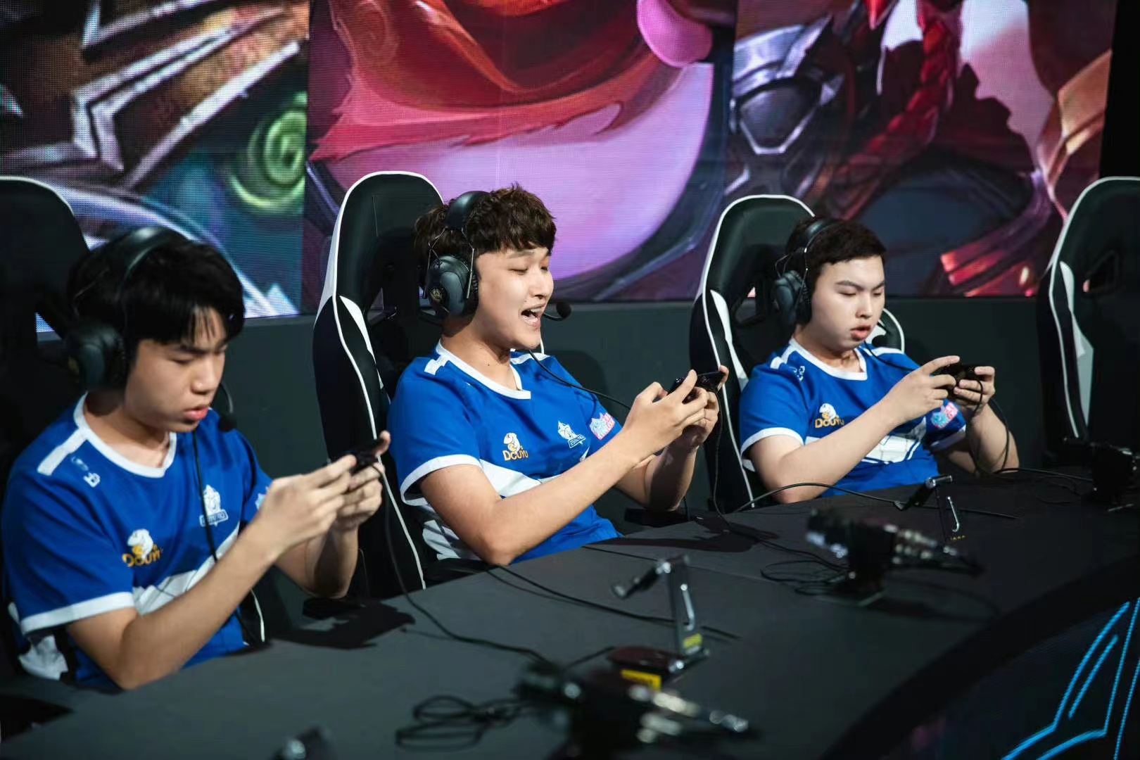 猫神官宣恋情,女友为榜一富婆,或离过婚且有娃,cat粉大批破防