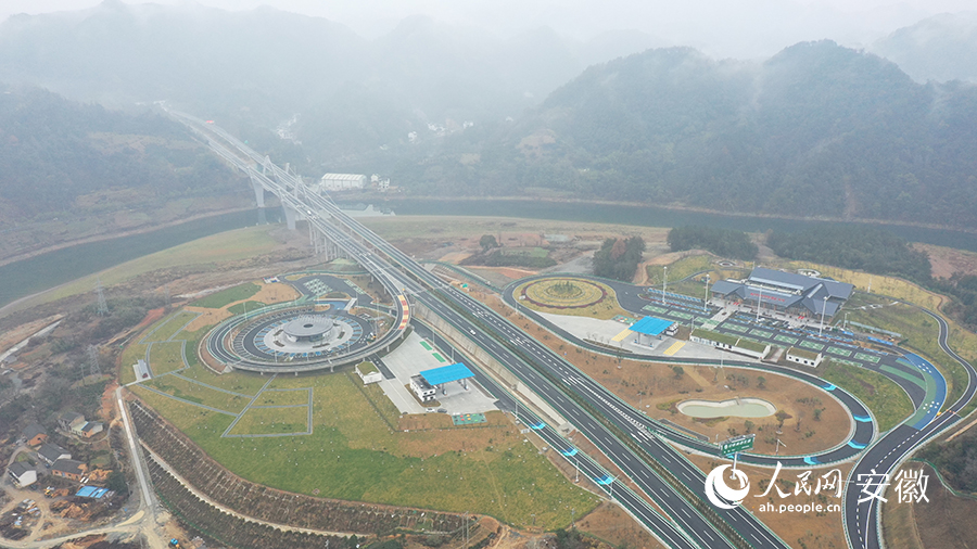 黄千高速安徽段建成通车
