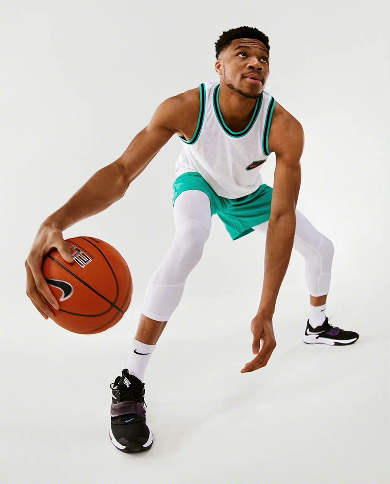 字母哥nike第3代战靴曝光,tpu加固zoom气垫会让它成为实战好鞋?