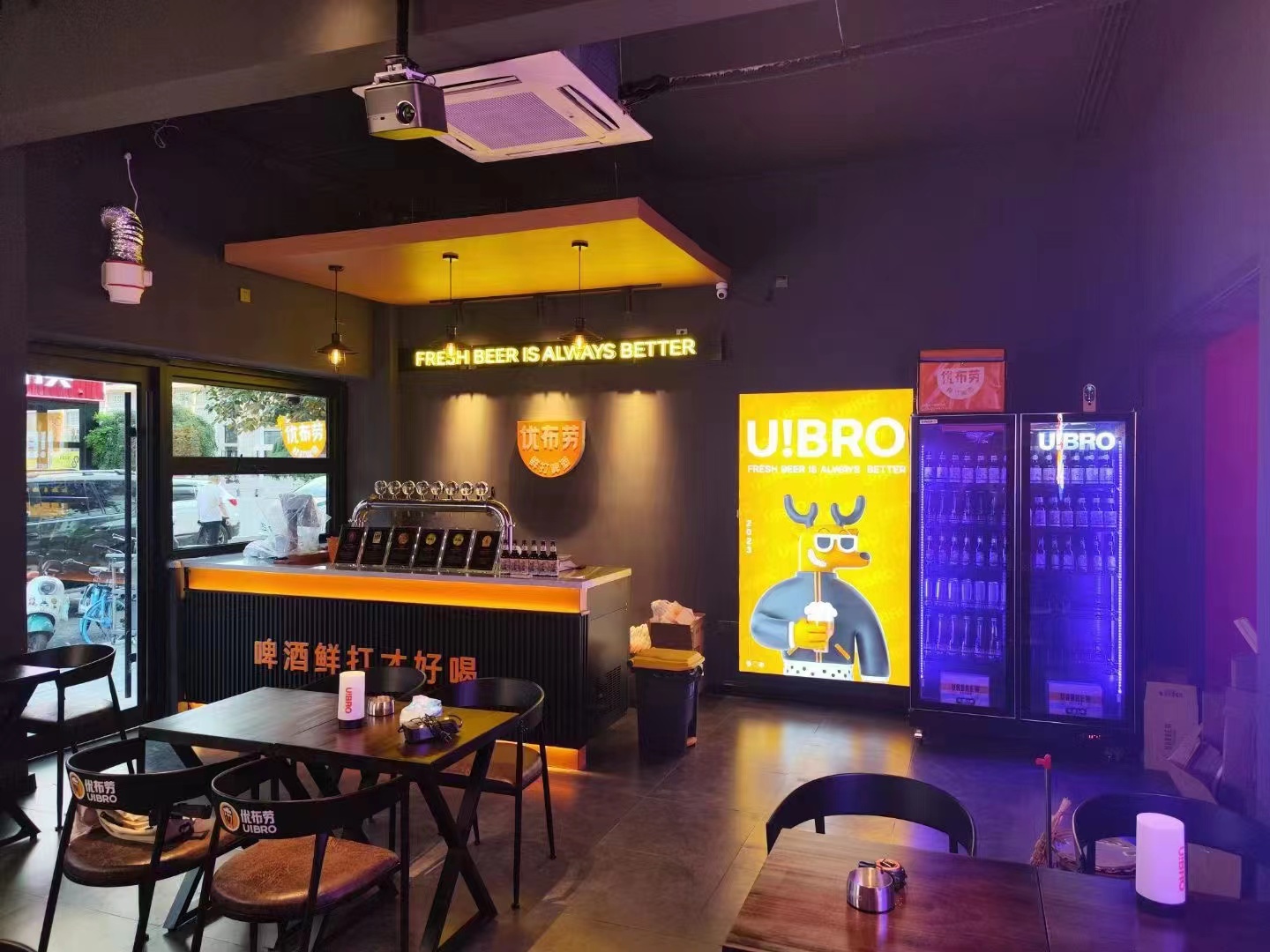 酒馆行业一片蓬勃发展的景象,该如何找到合适的精酿酒馆品牌?