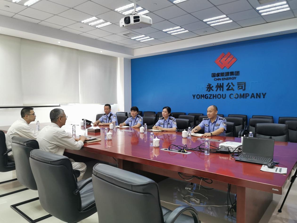 东安县公安局政委唐慧云到芦洪市镇督导调研重点工作