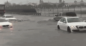 雨天出行，安全“驶”终如一——北京汽车博物馆汛期出行安全指南-有驾