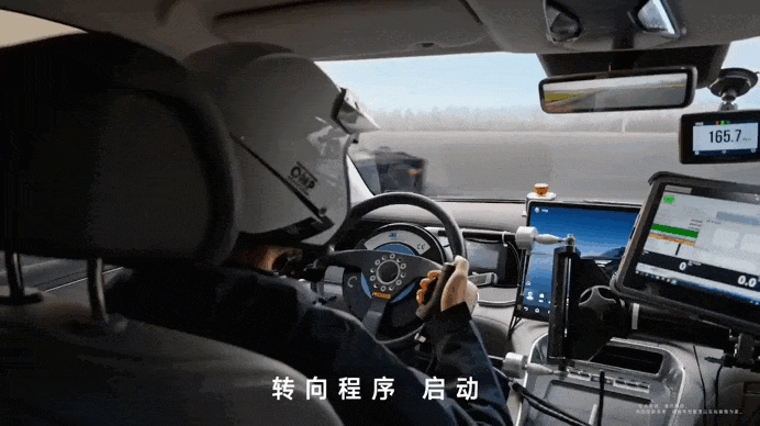 30万买1210马力？腾势Z9S是降维打击还是定位错乱？-有驾