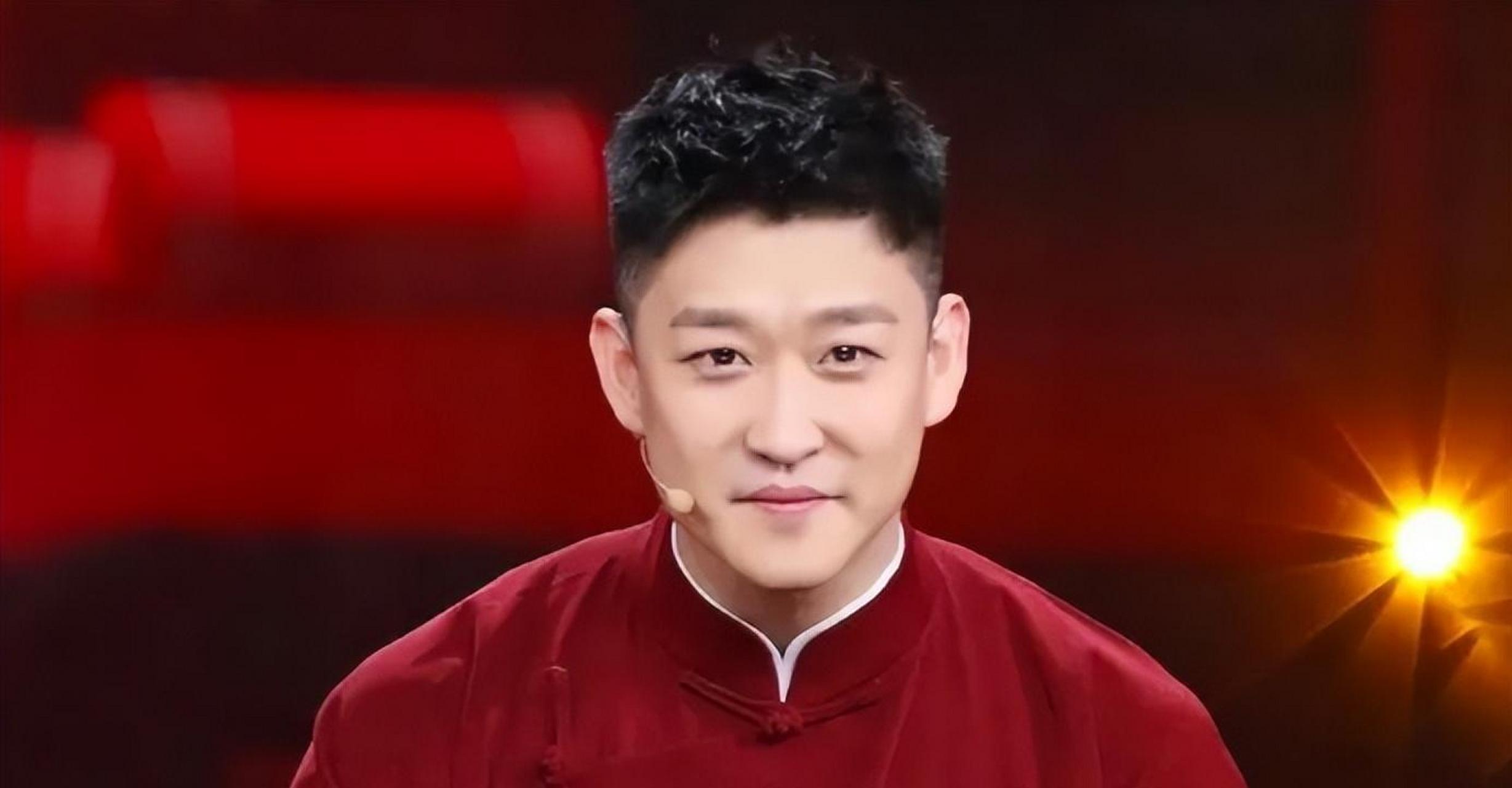 昨日曹云金罕见的在社交平台上晒出自己已经五岁的女儿.