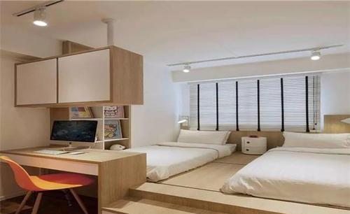 卧室里不要放大床了,装这种地台床更省钱实用美观,真的太机智了