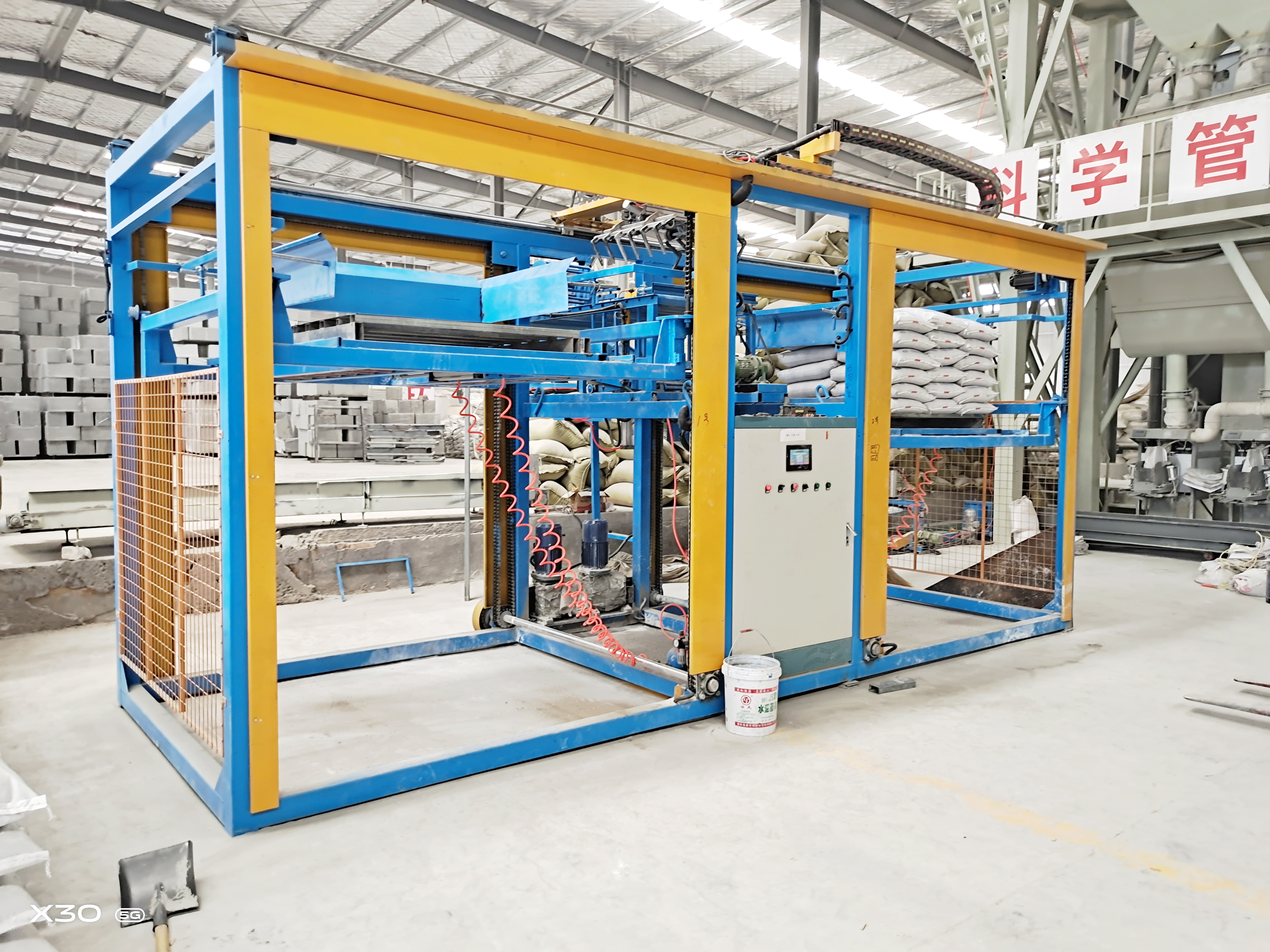 时产300吨大型干粉砂浆码垛机多少钱?含型号参数与现场