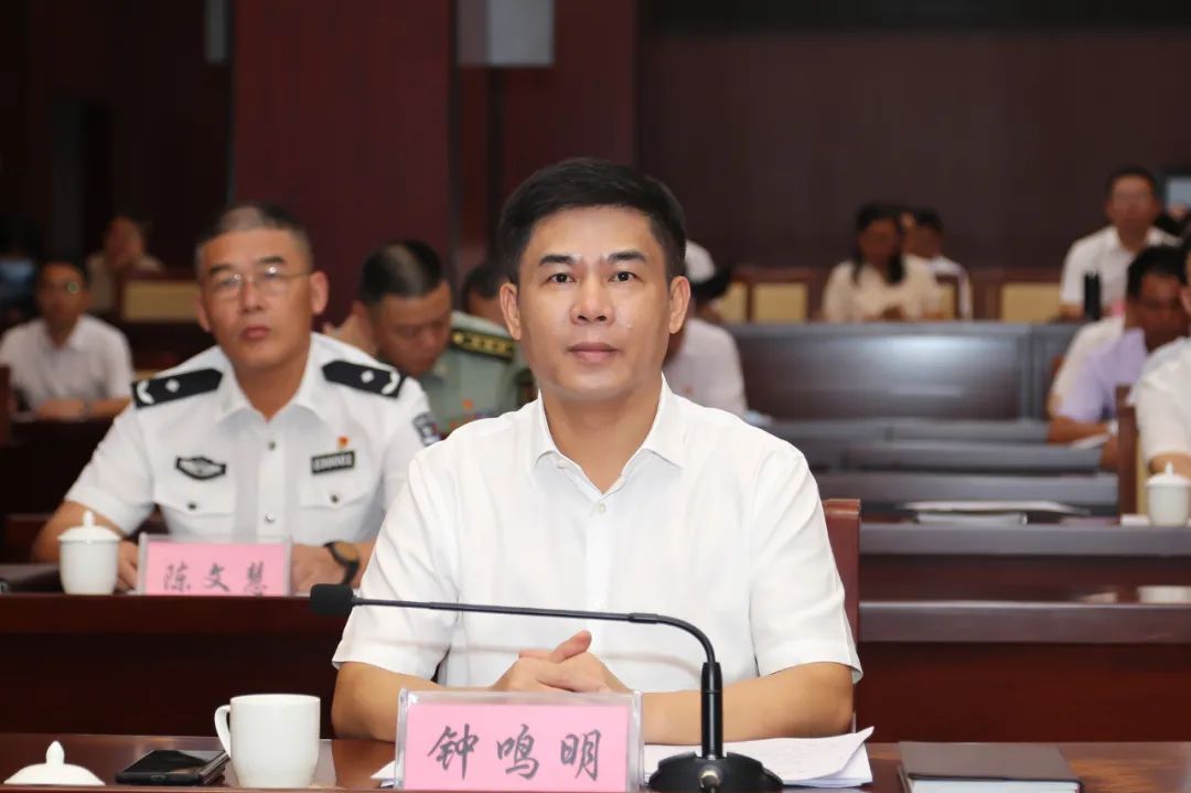 钟鸣明:以更大决心更大力度更实举措抓好河湖管理保护 为文昌国际航天