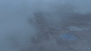在霍尔果斯,这群人让国产新能源汽车“跑”向中亚-有驾 在霍尔果斯,这群人让国产新能源汽车“跑”向中亚-有驾