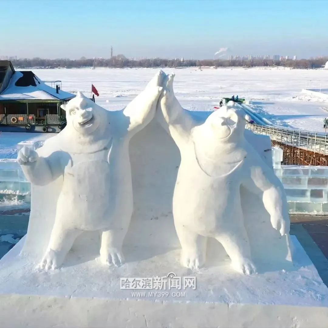 福兔,狂鯊,雪熊……斯大林公園創意雪雕成為松花江畔亮麗的風景