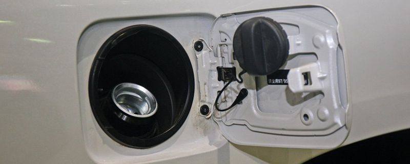 兰德酷路泽油箱报警了能跑多远