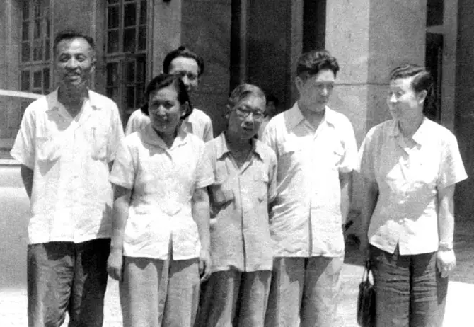 裴丽生:48岁任山西省长,清华毕业,曾为两弹一星研制作出贡献