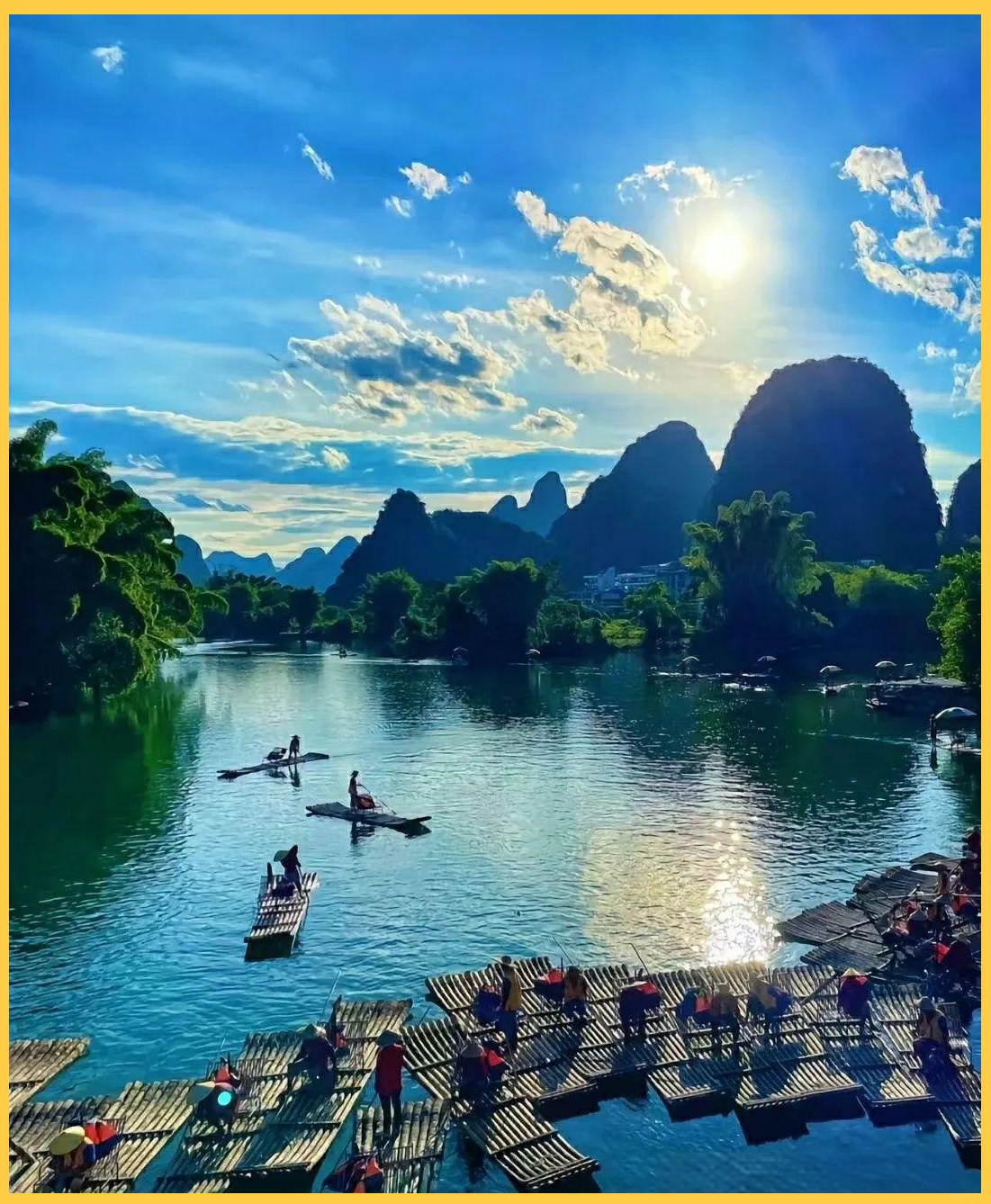 漓江风光:探索广西的群山与江水之美