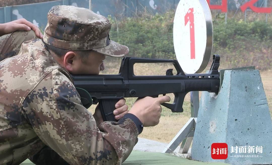 开训就是"战斗姿态" 成都警备区吹响新年度实战化练兵号角