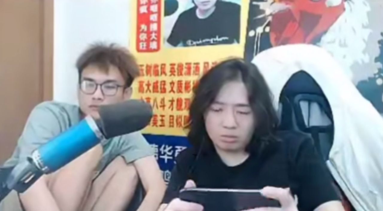 柱子做客德华直播间,德华一手黄忠没眼看,信誉分直接大残