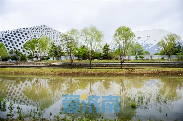 济南腊山河:新河堤景观初步显现 形成滨河生态景观廊道