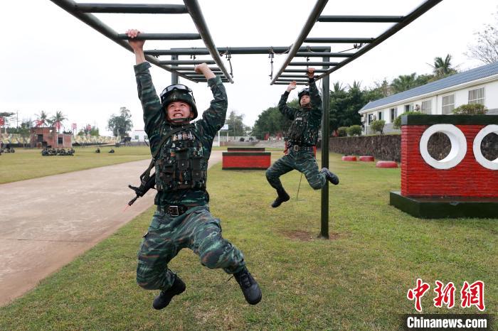 海南武警总队图片