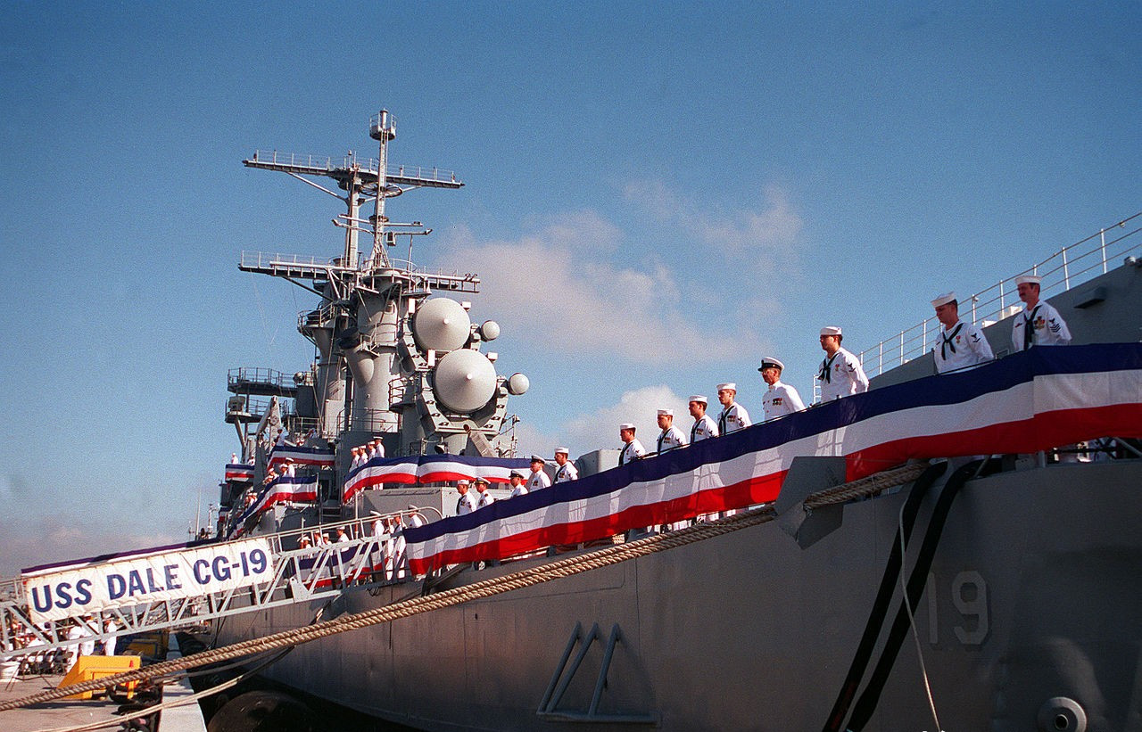 首次访华便表现出傲慢?我国当即撤走仪仗队,美方立刻改变态度