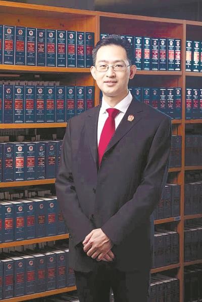 上海一中院刑事审判庭庭长余剑:让群众在每一个案件中感受到公平正义