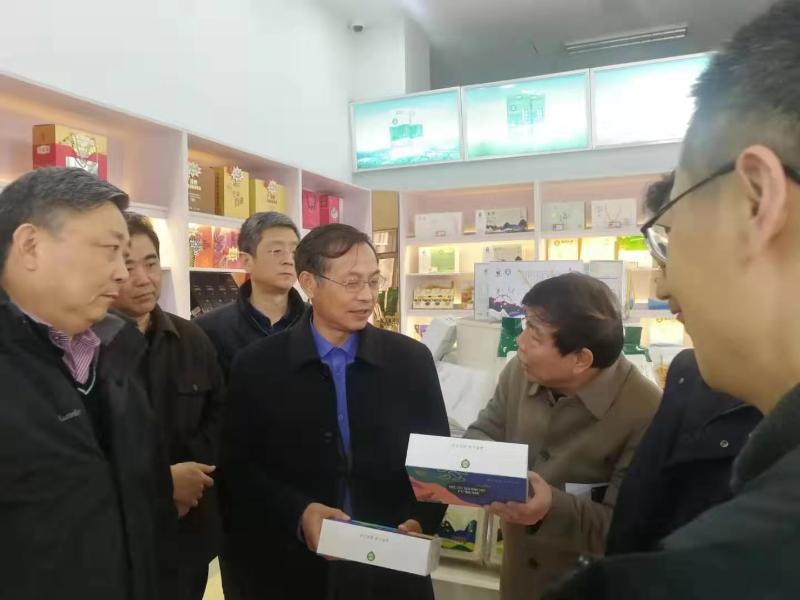 万士其局长带队赴江苏开展政策等高对接专题调研