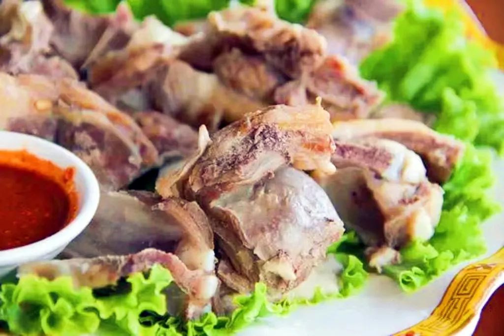 临夏初冬的手抓羊肉,爽而不腻,油润肉酥