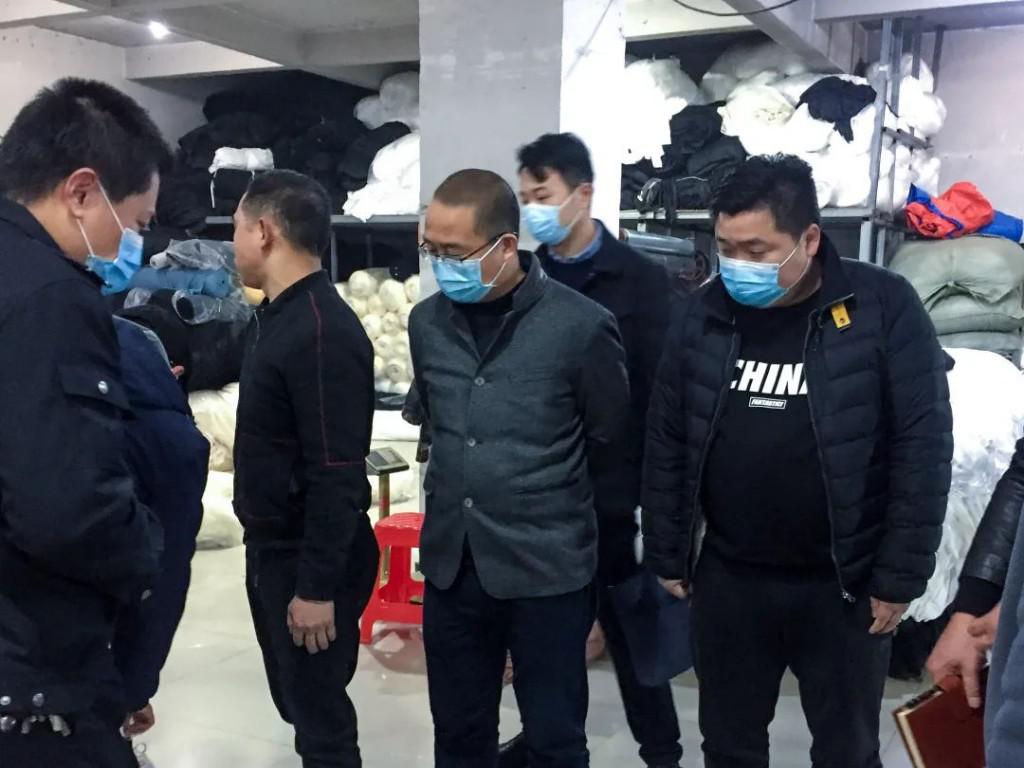 区委书记唐卫湘督查安全生产和消防安全工作