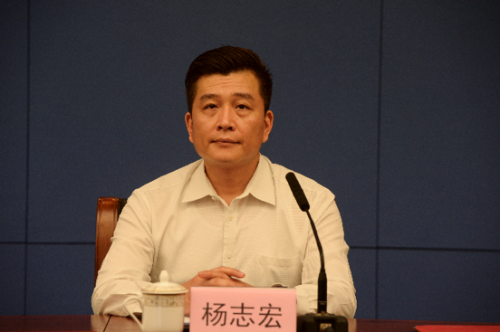 华硕将全球85%笔电订单放在重庆生产 灵珑ii笔记本电脑火力全开