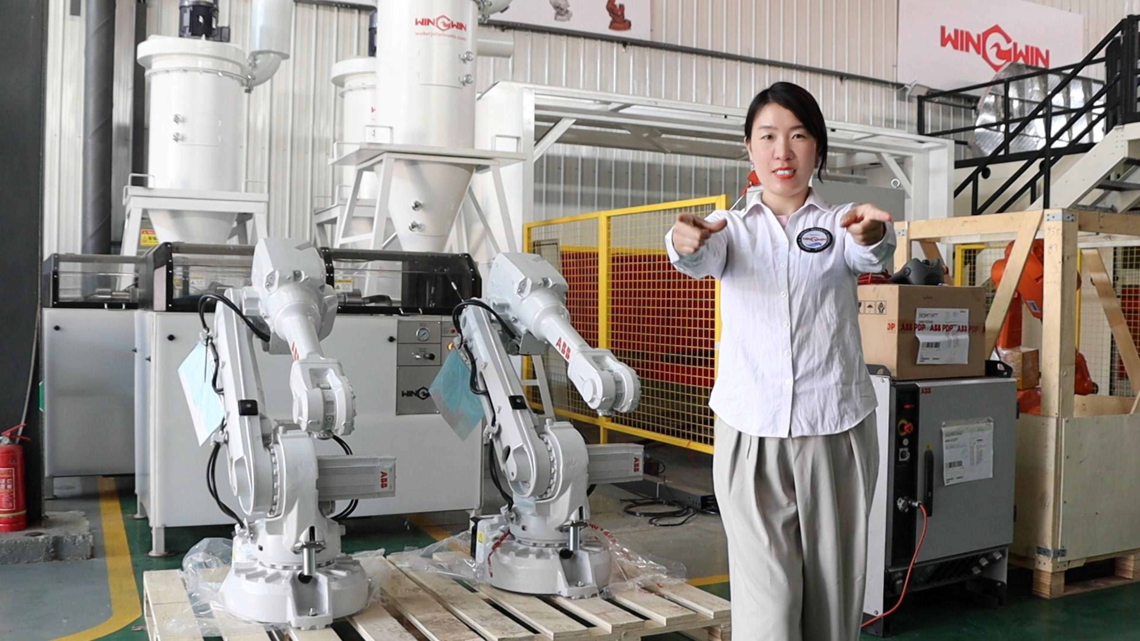 机器人水刀工作站的机械手越多越好吗?