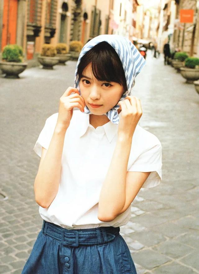西野七濑的写真集"穿上风"鉴赏