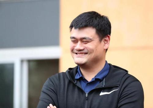 cba资讯:广东内忧外患,辽宁成新赛季夺冠大热,姚明改革被盛赞