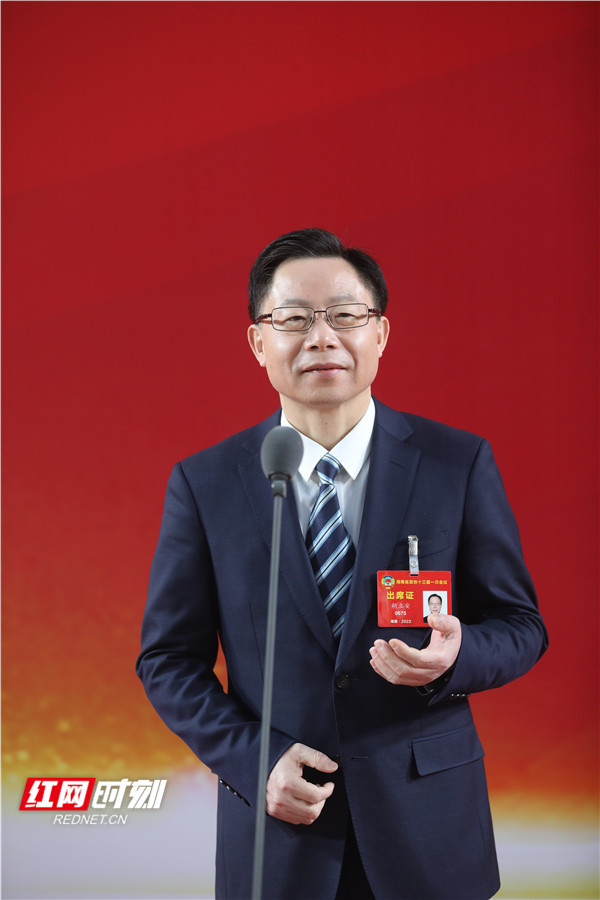 直击"委员通道"丨胡立安:"三级联动"步履越走越坚定,道路越走越宽阔