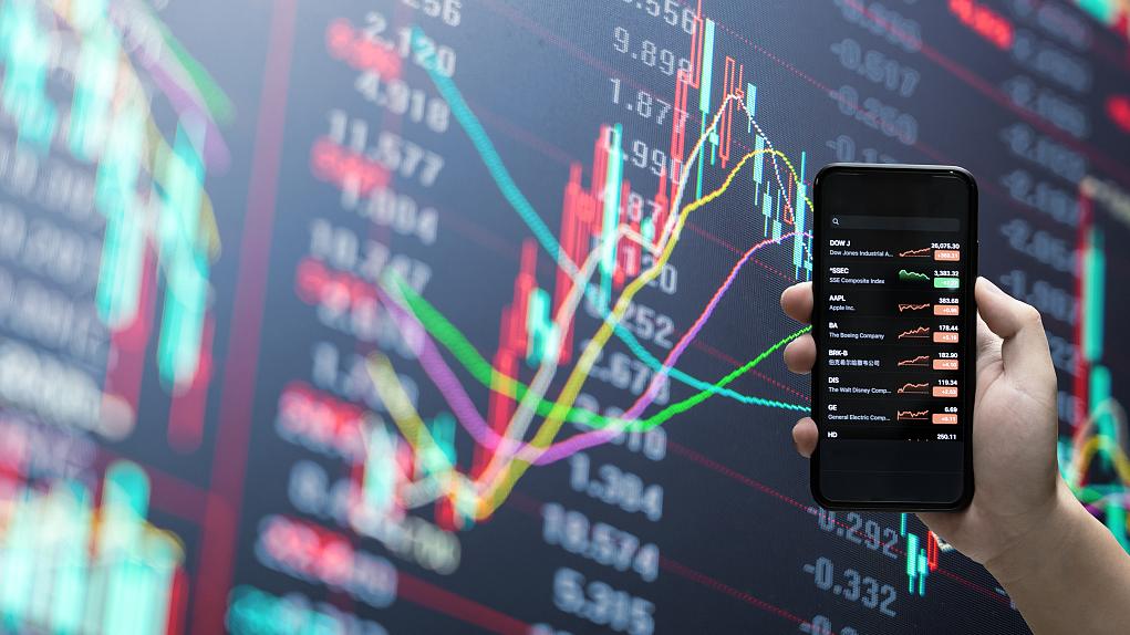 秦洪看盘|杀跌盘潮涌,重返箱底找支撑