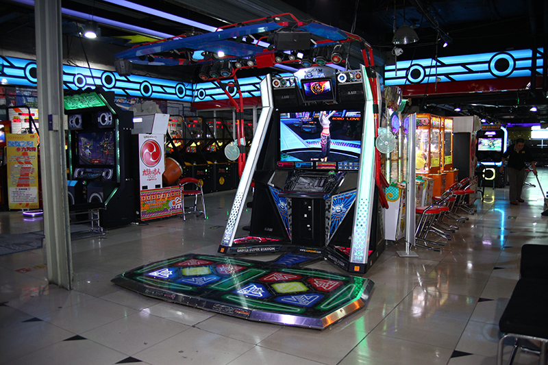 二手原装e舞成名大型游戏机跳舞机图片视频