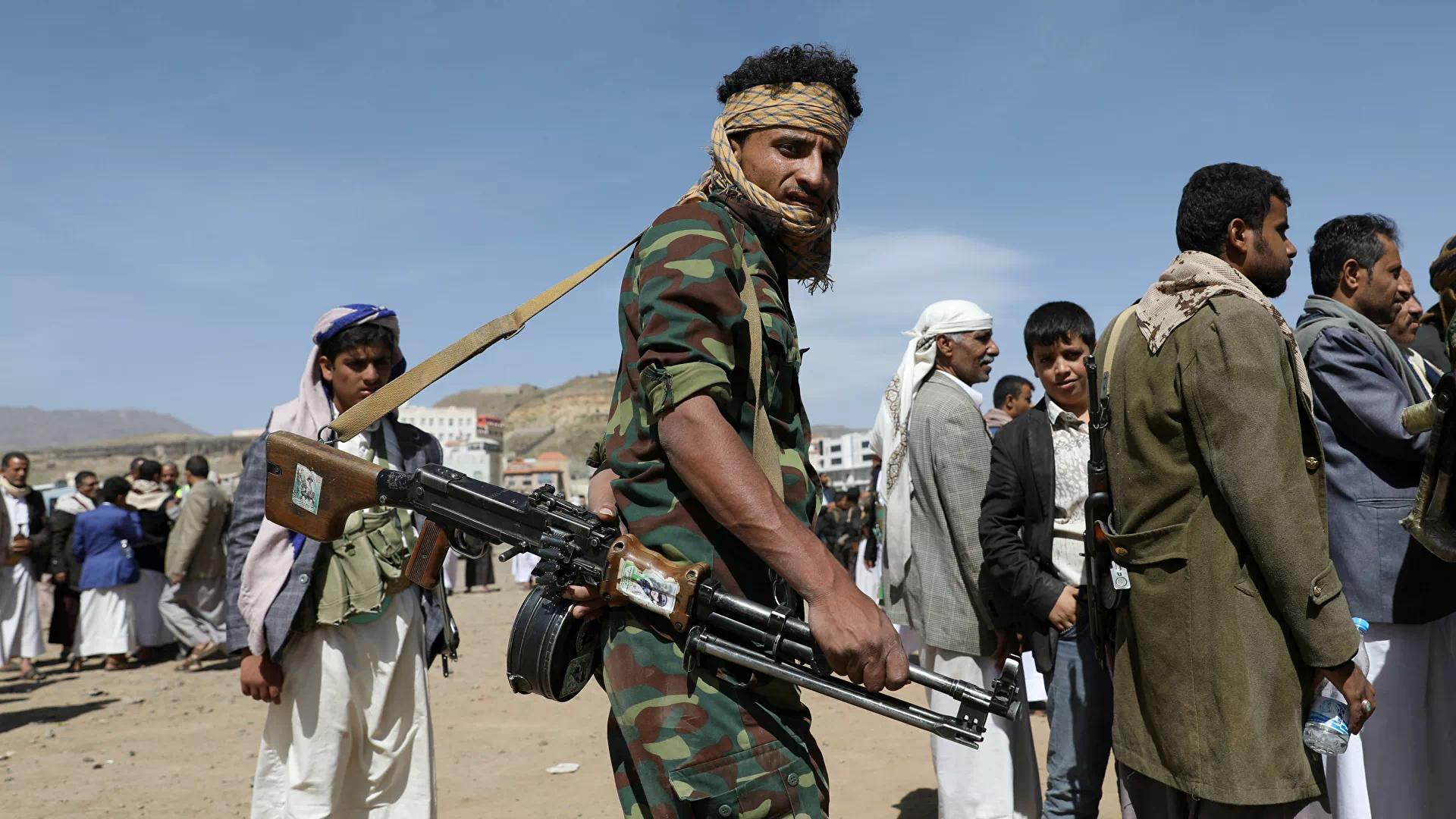 也门政府军和胡塞武装图片