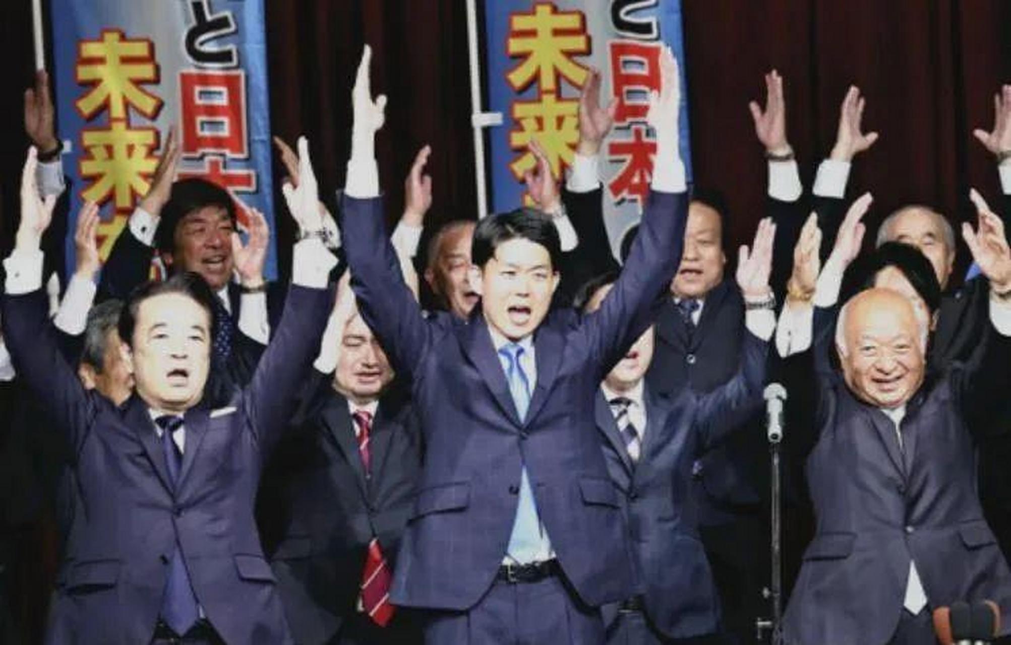 【日本前首相安倍家族,诞生第四代政治家】 安倍虽然已经去世,但其