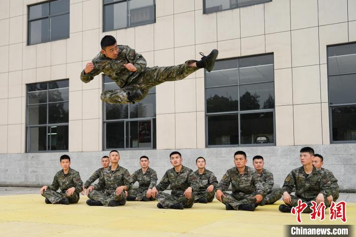 武警格斗训练图片