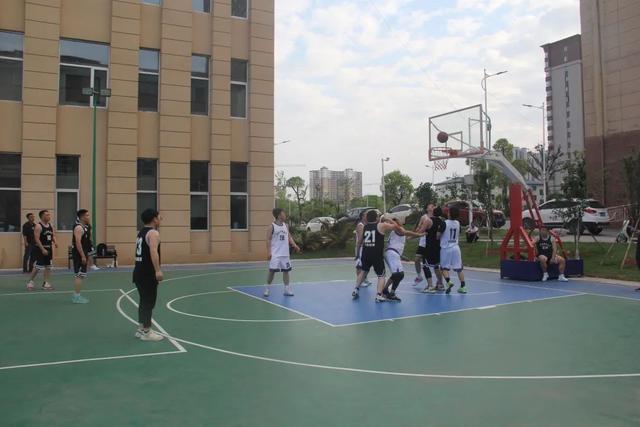 贵溪市中医院举办第一届"杏林杯"篮球比赛
