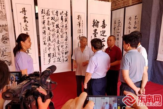 翰墨展風采 平和九峰鎮辦起鄉村書畫展