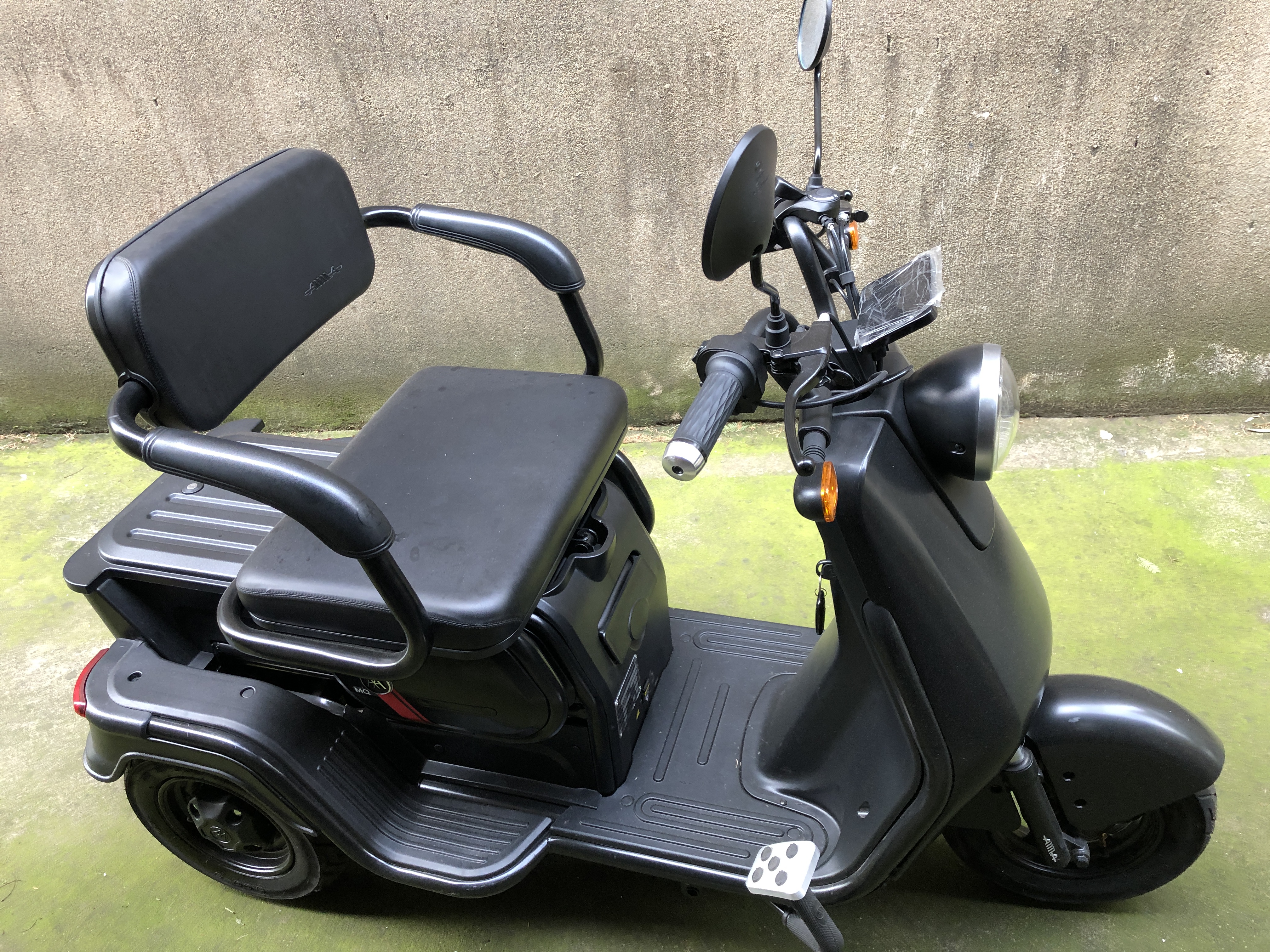 电动轮椅行不通 电动三轮车能上路吗?