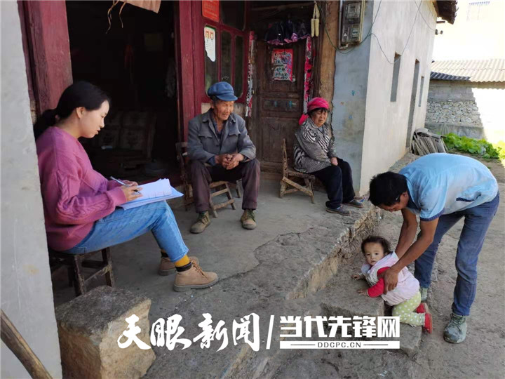 「我的扶贫故事」九零后的"小夏书记"丨兴义市捧乍镇铁厂村驻村第一