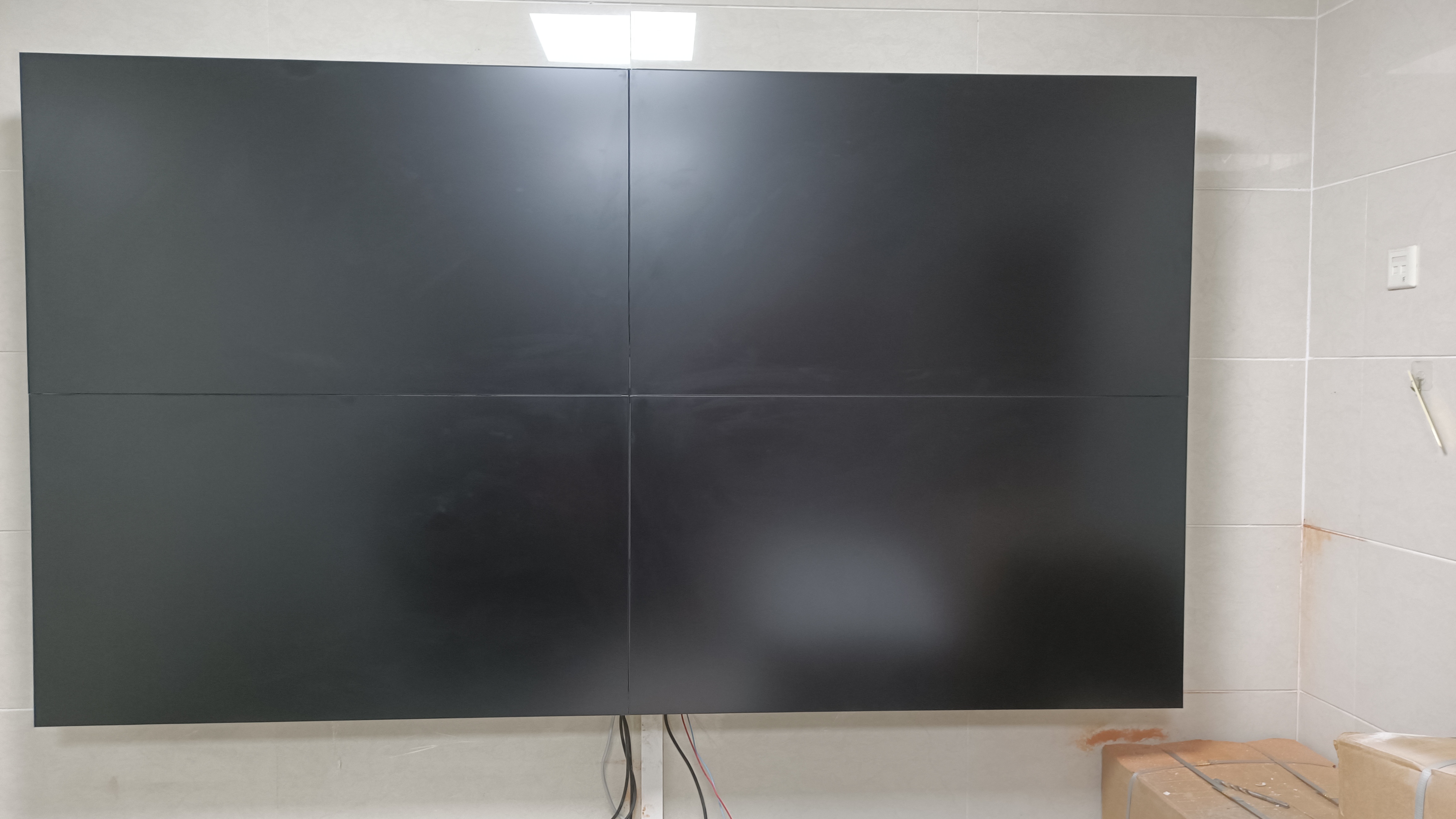 小间距led屏凭什么能替代掉拼接屏成为现在会议室的新"宠儿"?