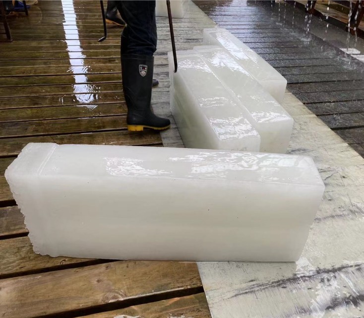 义乌冰块公司-义乌降温冰块公司-义乌干冰公司-义乌制冰厂