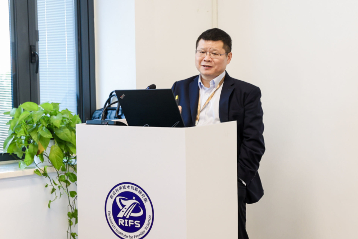 第93棒火炬手邓元:杭州是一座拼搏且注重生活品质的城市